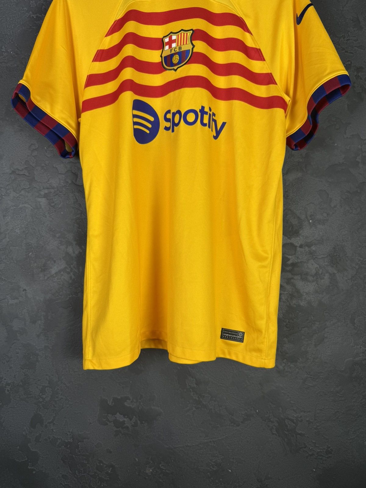 Nike NIKE FC Barcelona PEDRI 8 2022/2023 Away Jersey Football Size US L / EU 52-54 / 3 - 5 Thumbnail