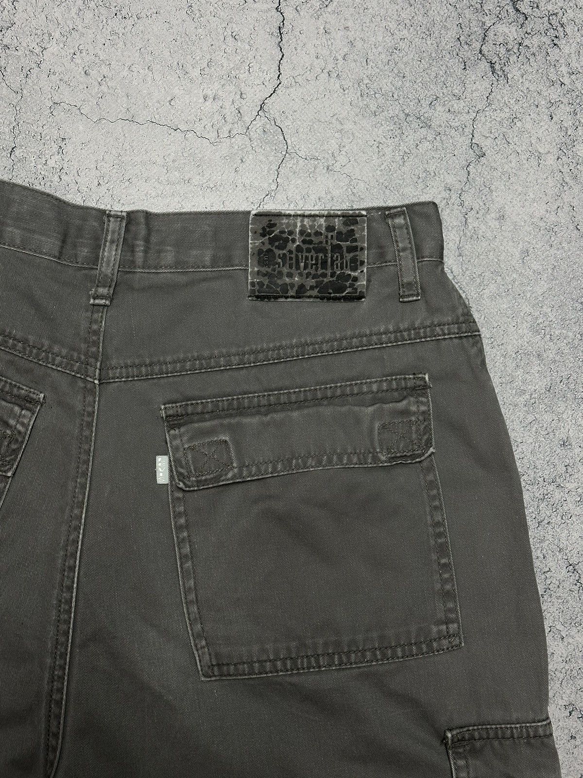 Levi's Vintage Levi’s Silver Tab Khakis Baggy Cargo Shorts Size US 30 / EU 46 - 5 Thumbnail