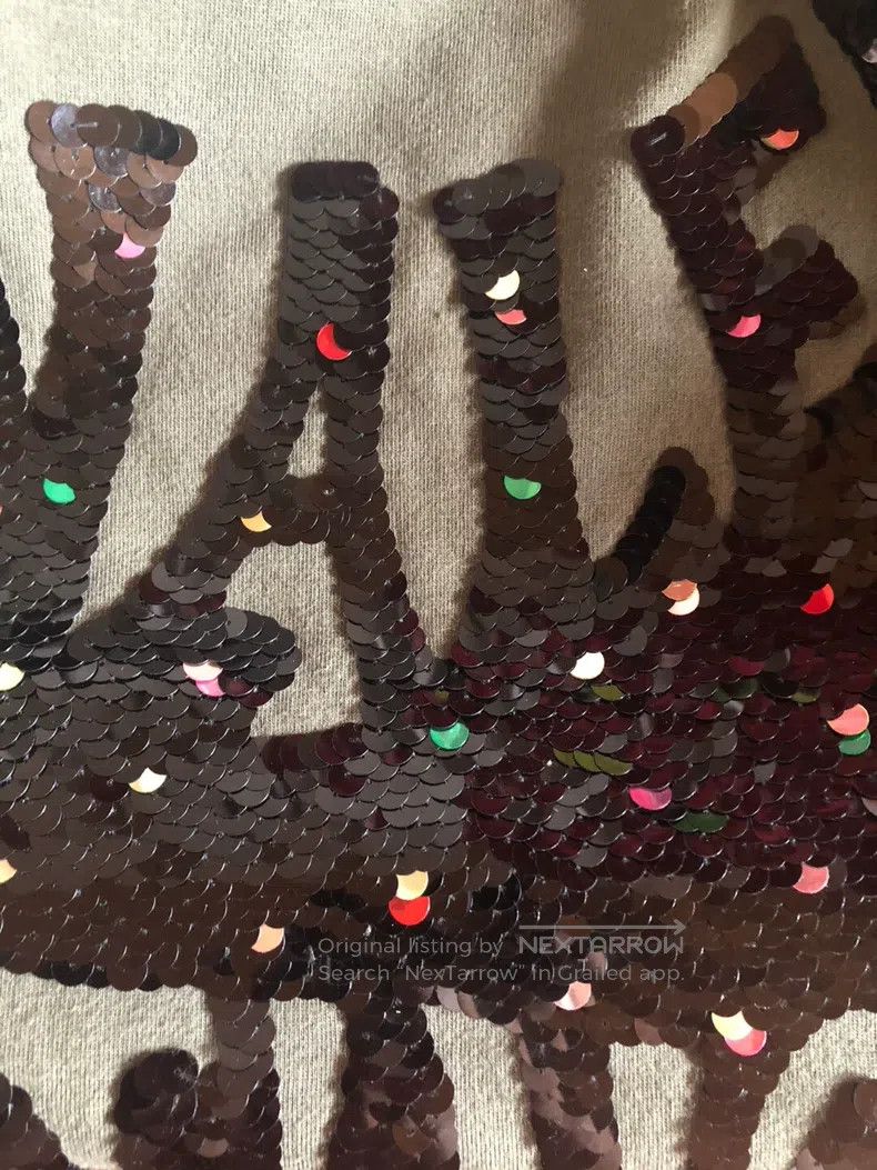 Valentino Valentino Sequins adorn the sweatshirt Size S / US 4 / IT 40 - 2 Thumbnail