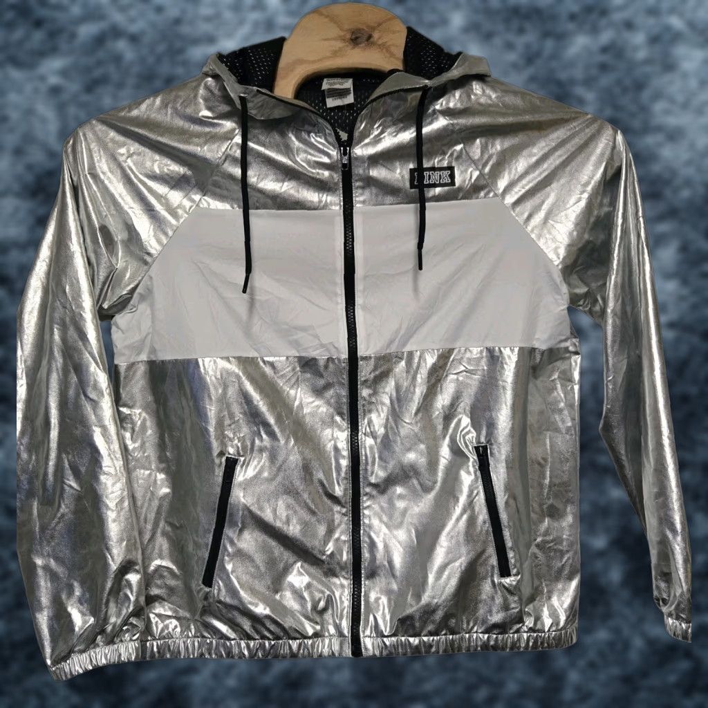 Victoria's Secret Victoria's Secret Pink Hoodie Jacket Silver Front Zip Size XS Women Regular/Relaxed Lined All Seasons Logo Size XS / US 0-2 / IT 36-38 - 1 Thumbnail