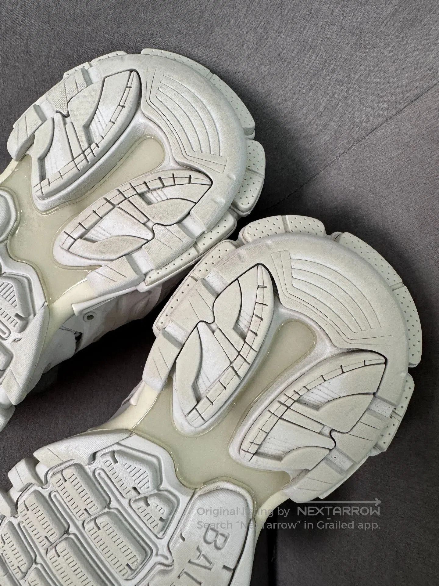 Balenciaga Balenciaga Track Sneakers Size 35 White. Size US 5 / IT 35 - 8 Thumbnail