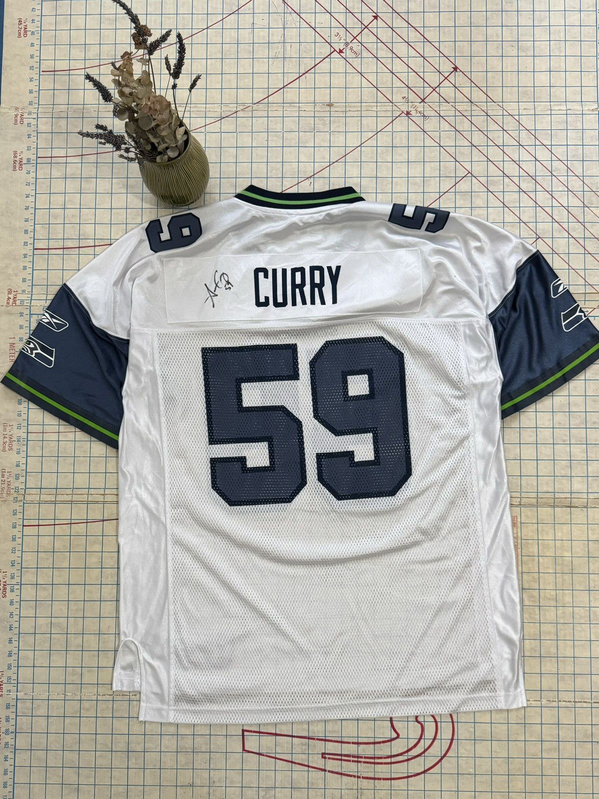 NFL × Reebok × Vintage Reebok Seattle Seahawks Signed Aaron Curry Jersey White Larg Size US L / EU 52-54 / 3 - 11 Thumbnail