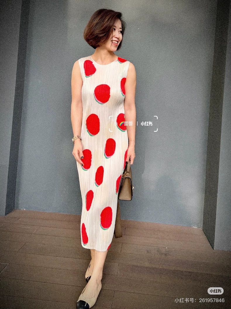 Issey Miyake Issey Miyake A round-neck dress featuring Fukuoka fruits Size L / US 10 / IT 46 - 1 Thumbnail