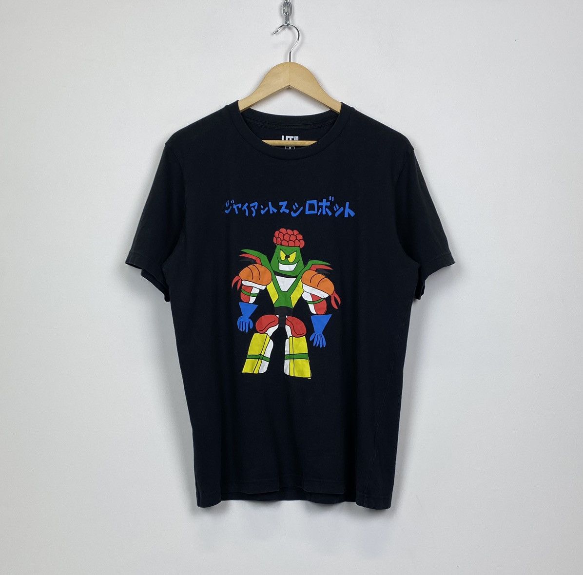 Uniqlo Uniqlo x Todd James Art Japanese Tee Men’s Size M Black Size US M / EU 48-50 / 2 - 1 Thumbnail