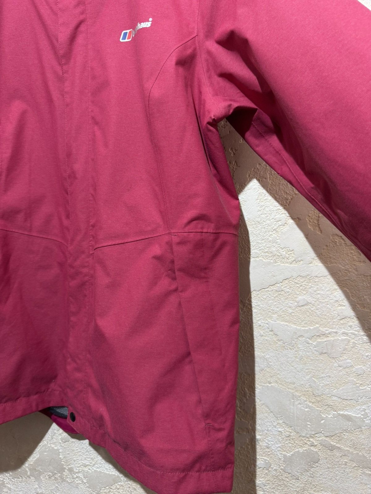 Berghaus × The Mountain Berghaus Women's Elara Waterproof Shell Jacket UK 14 Size L / US 10 / IT 46 - 5 Thumbnail