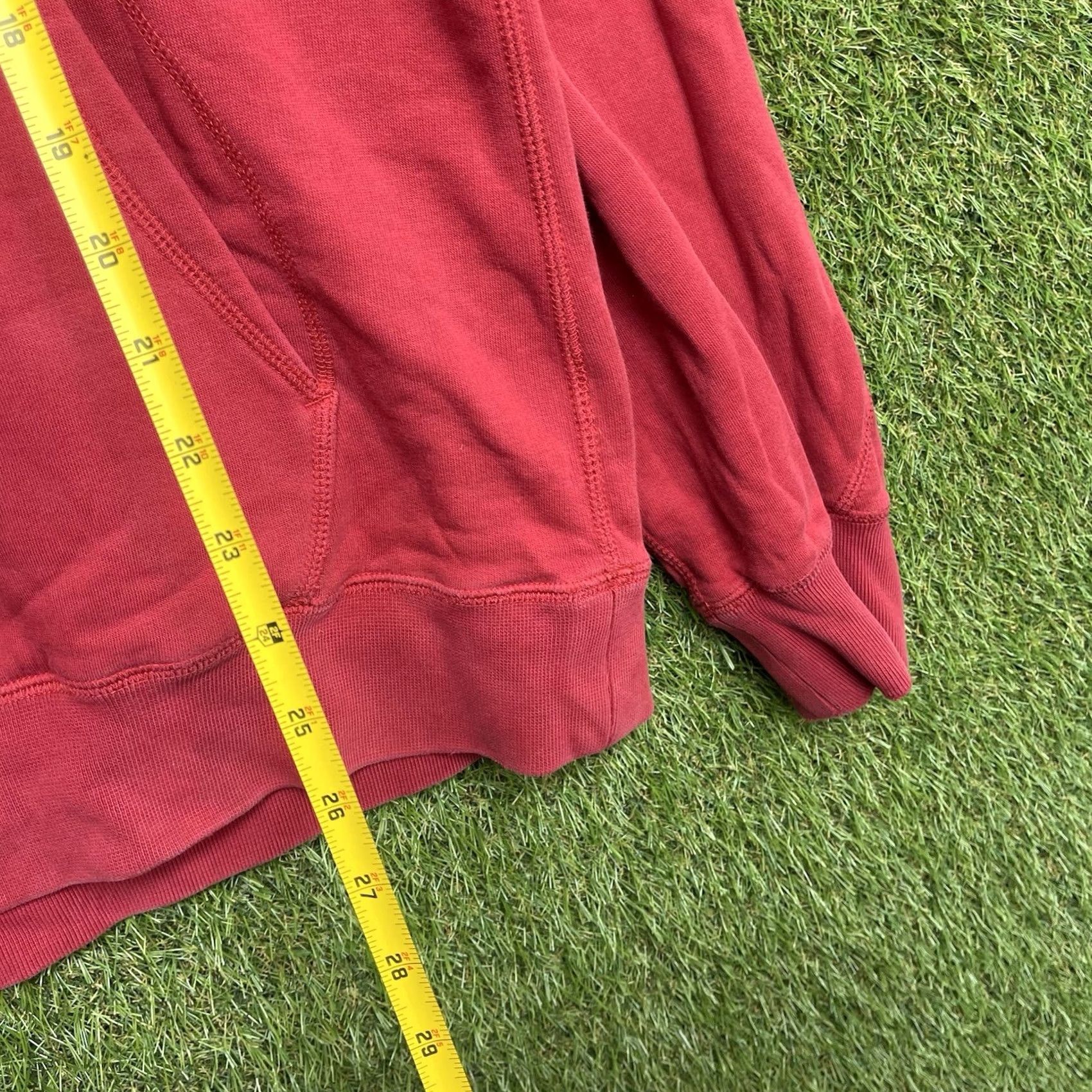 Jordan Brand Nike Air Jordan Hoodie Mens Large Sweatshirt Pullover Y2K Red Sportswear Jumpman Reg Comfort Fit Hooded Pockets Crew Neck Cotton Polyester fleece Size US L / EU 52-54 / 3 - 7 Thumbnail