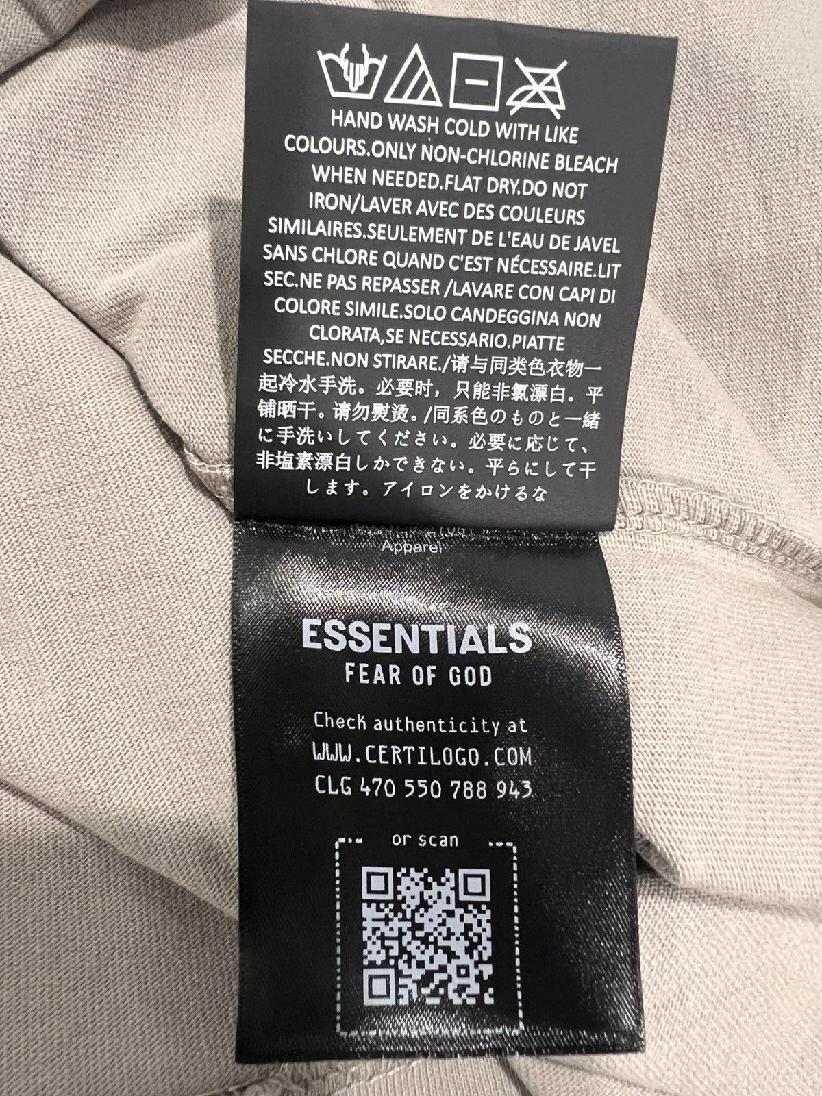 Fear of God Essentials smoke grey baseball shirt size small Size US S / EU 44-46 / 1 - 7 Thumbnail