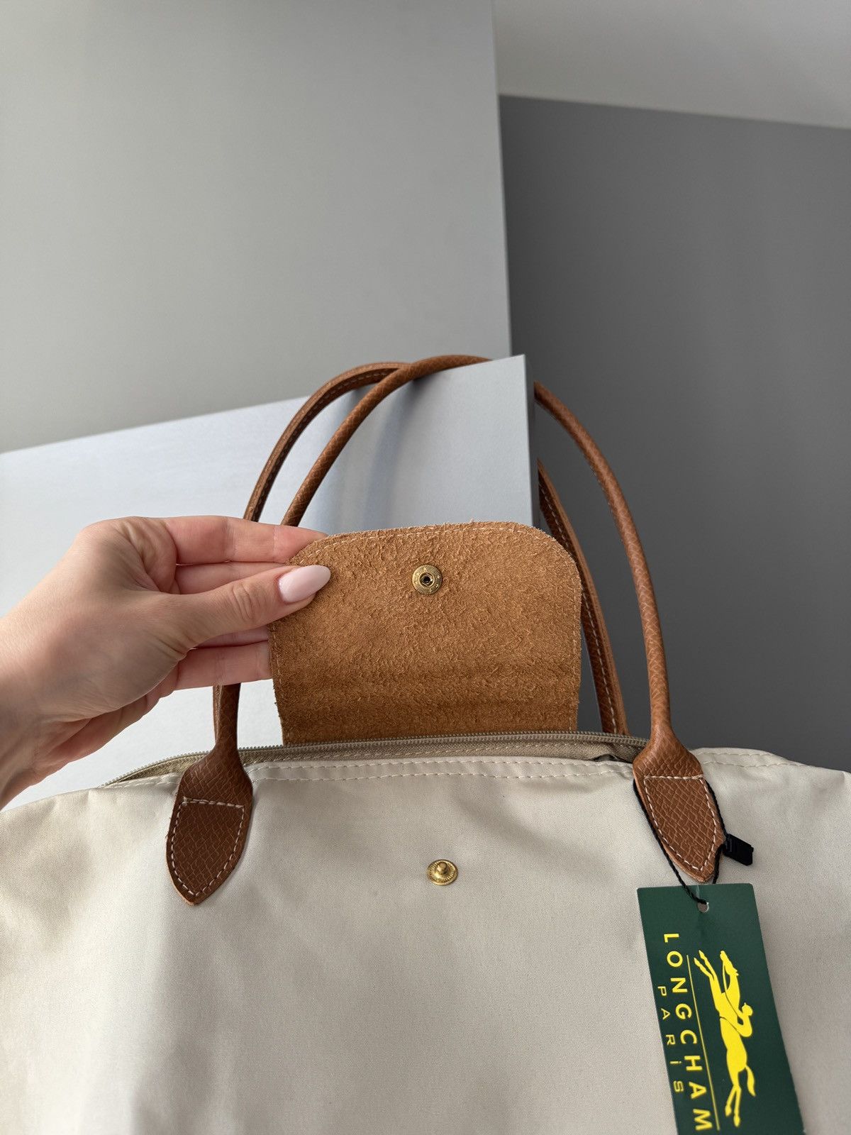 Japanese Brand Longchamp Le Pilage Beige Shoulder Tote Bag Size ONE SIZE - 4 Thumbnail