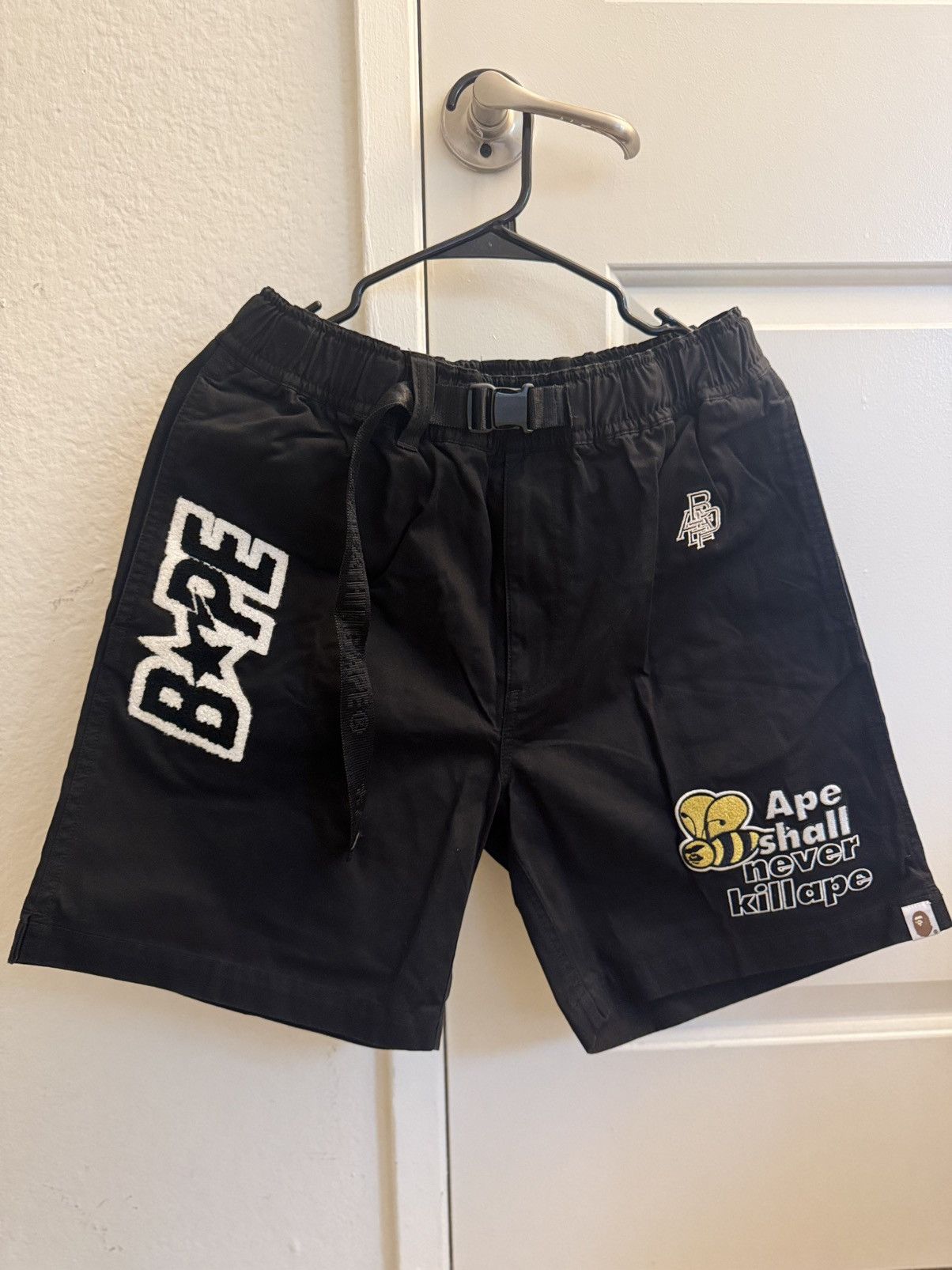 Bape BAPE SHORTS MEDIUM - Ape Shall Never Kill Ape Size US 31 - 1 Thumbnail