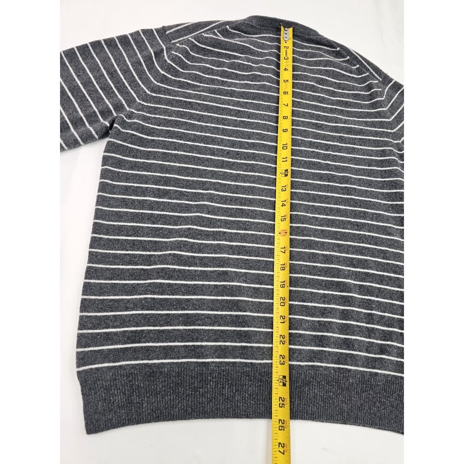 J.Crew J.CREW V-Neck Pullover Sweater Striped Black Gray Cotton Cashmere Mens Large EUC Size US L / EU 52-54 / 3 - 7 Thumbnail