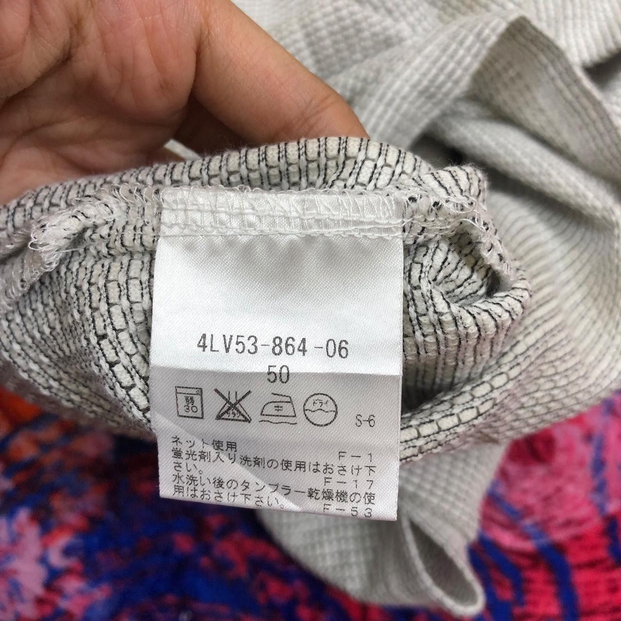 Krizia Vintage EVEX By KRIZIA JAPAN Herringbone Polo Tee Shirt Size L / US 10 / IT 46 - 6 Thumbnail