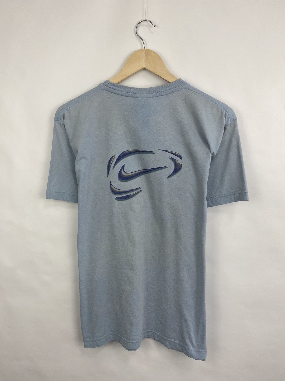 Nike × Vintage 🇺🇸 Vintage 90s Nike Y2K T-Shirt Rare Retro Hype Size US S / EU 44-46 / 1 - 6 Thumbnail