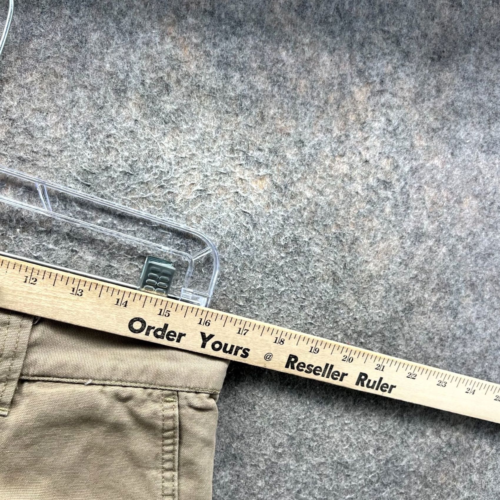 Vintage Columbia Pants Mens 32x34 Khaki Beige Cotton Blend Chino Casual Outdoor Straight Leg Pockets Size US 32 / EU 48 - 3 Thumbnail