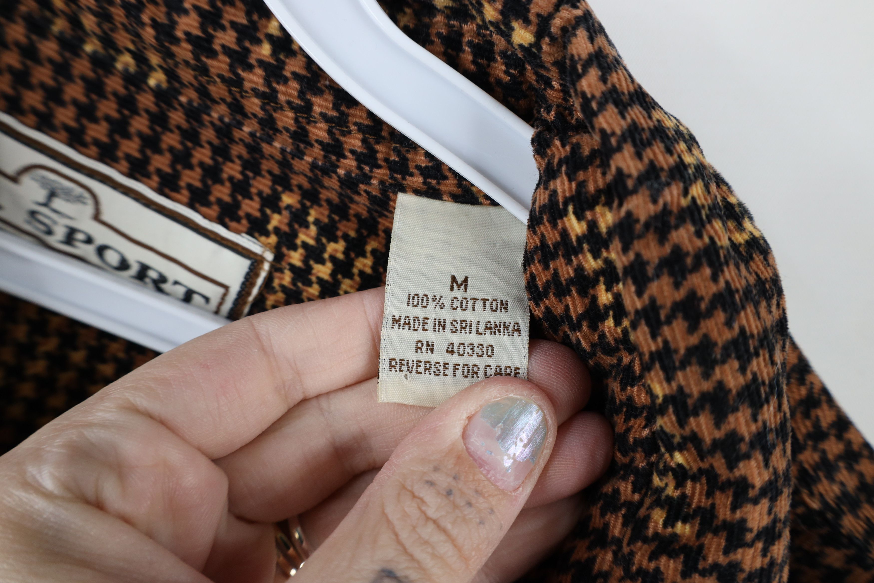 Vintage Vintage 90s Streetwear Checkered Corduroy Button Shirt Size US M / EU 48-50 / 2 - 7 Thumbnail