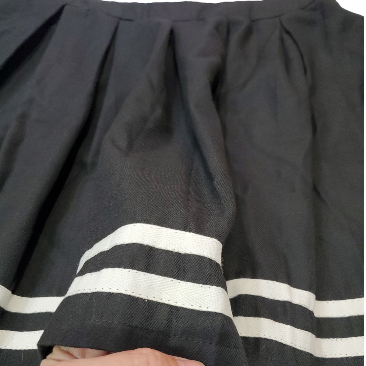 Hot Topic Hot Topic | Black w/ White Stripes Mini Cheer Skirt | Size M Size 28" / US 6 / IT 42 - 8 Thumbnail