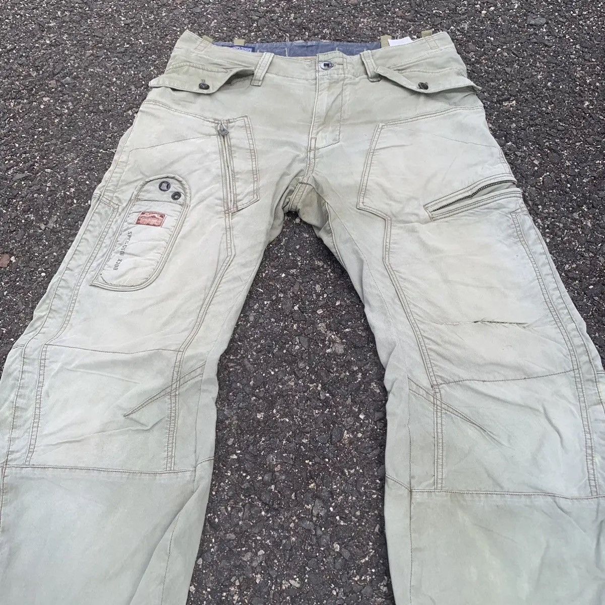 G-Star G-STAR RAW JAPAN UTILITY FADED CURVE BANANA LEGS PANTS Size US 32 / EU 48 - 6 Thumbnail