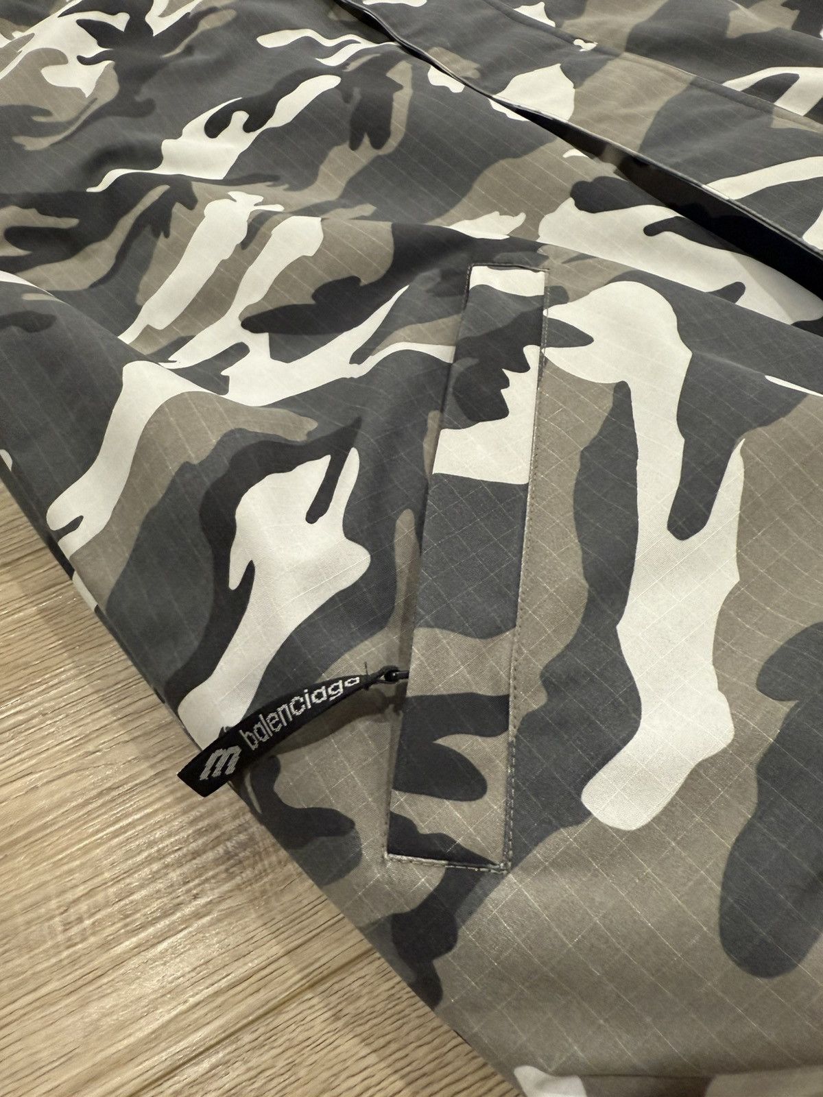Balenciaga Balenciaga Snow Camo Ski Wear Parka Size US L / EU 52-54 / 3 - 6 Thumbnail