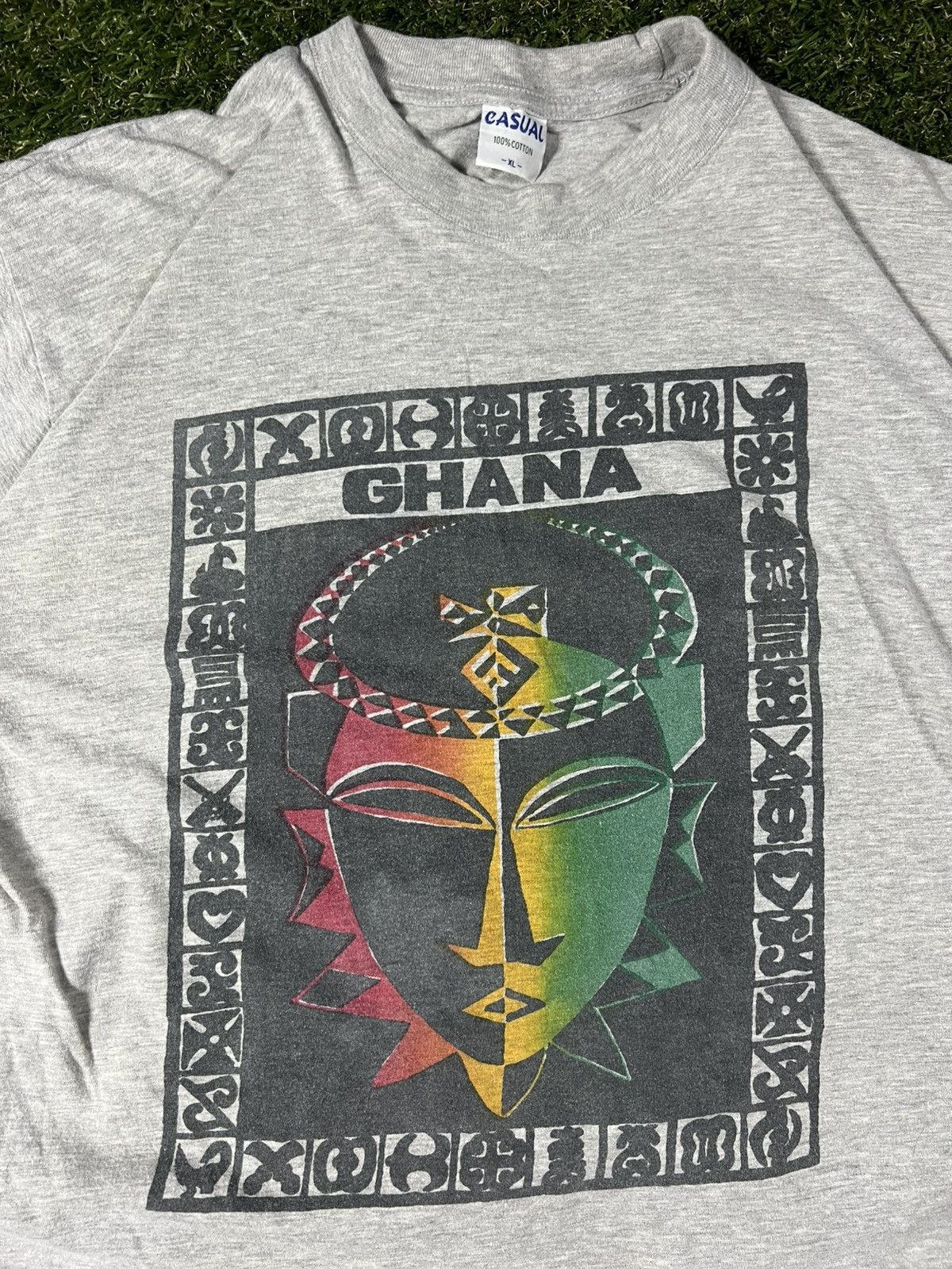Vintage Vintage 90s Ghana African Mask Tribal Art Graphic Faded Tee Size US XL / EU 56 / 4 - 2 Thumbnail