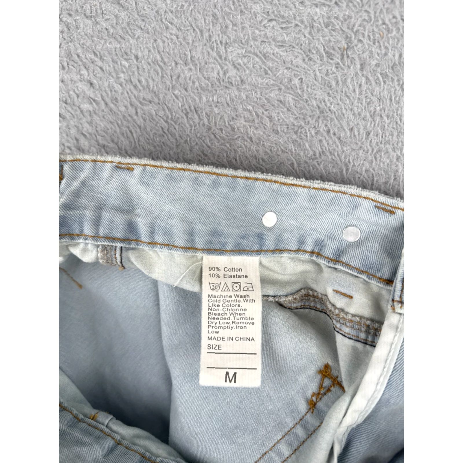 Vintage Gold Trans Jeans Womens 28 Blue Denim Light Wash Distressed 28x30 Regular 5-Pocket Design Zip Button Jeans Womens Size 28" / US 6 / IT 42 - 6 Thumbnail