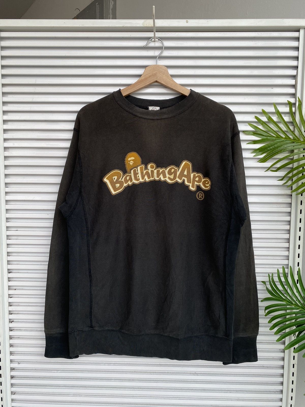 Bape × Vintage Bathing Ape Crewneck Size US M / EU 48-50 / 2 - 1 Thumbnail