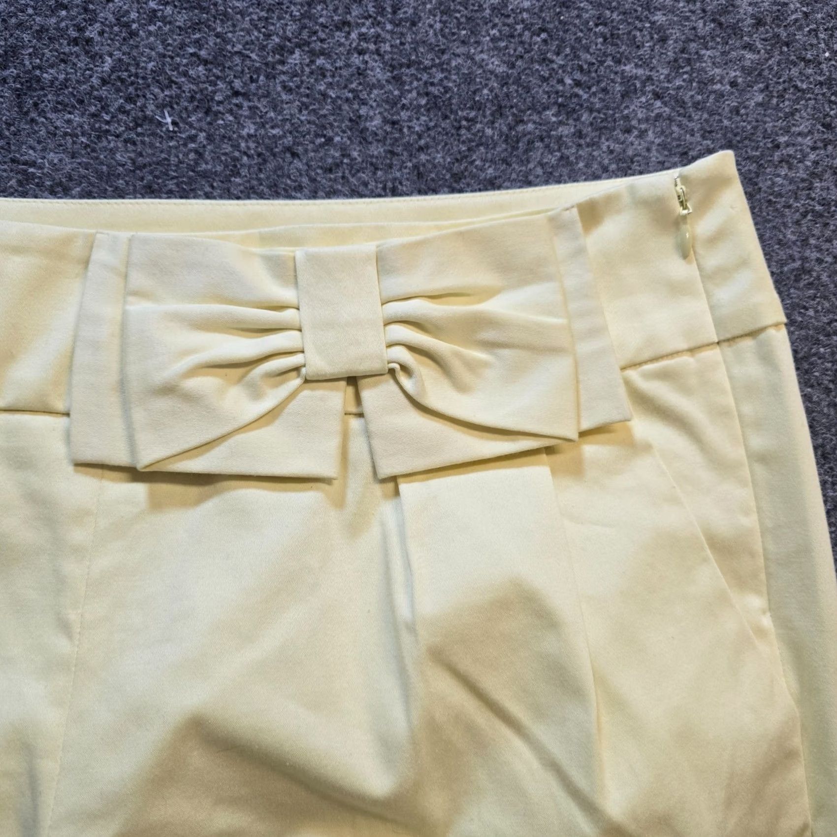Vintage J. Peterman Pants Womens Size 12 Yellow Bow Cropped Capri Tapered Zip Front Flat Front Summer Preppy Casual Mock-Not-Needed Size 34" / US 12 / IT 48 - 3 Thumbnail