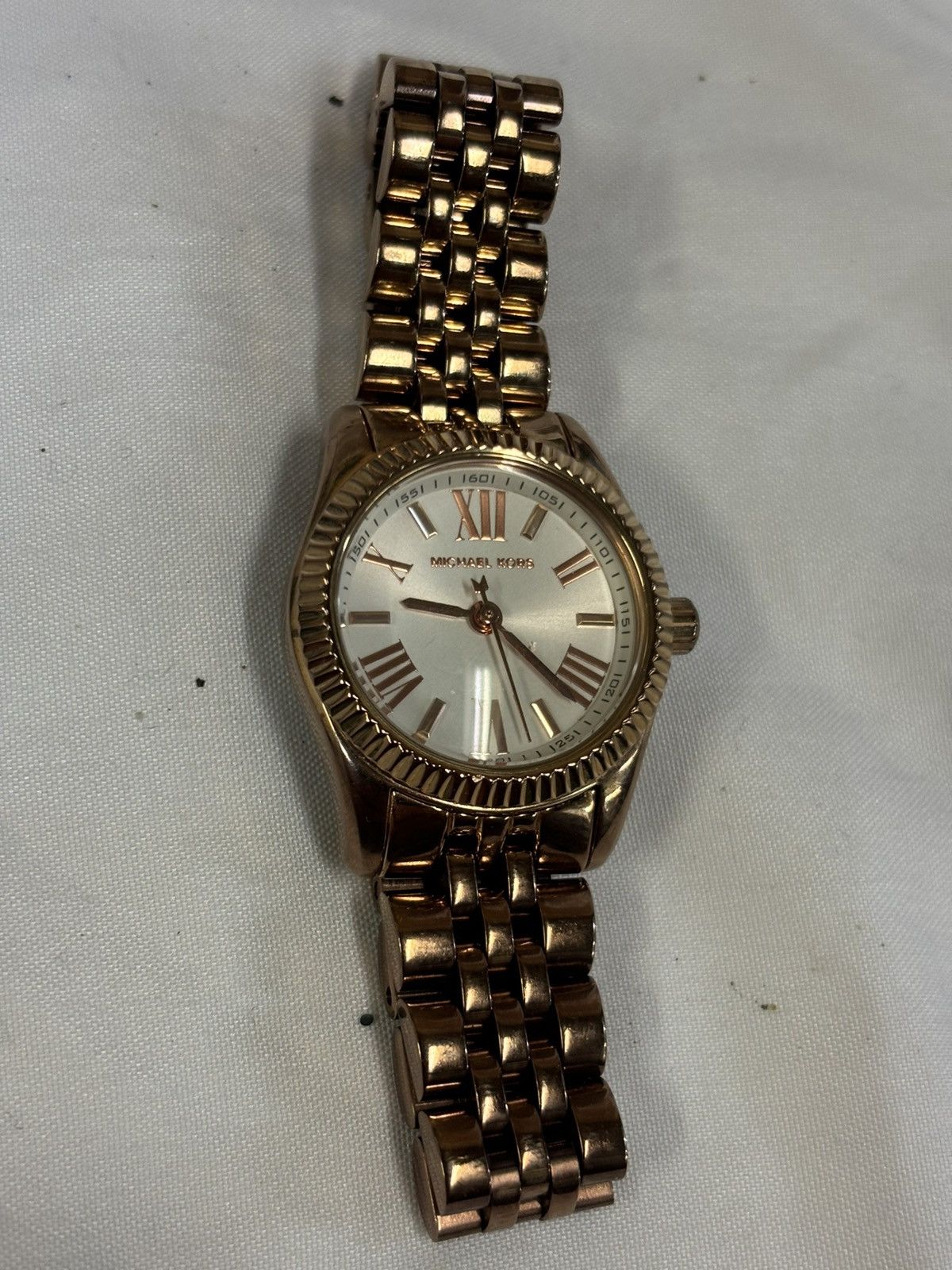 Michael Kors Michael Kors Lexington MK-3230 Women’s Watch! New Battery! Size ONE SIZE - 9 Thumbnail