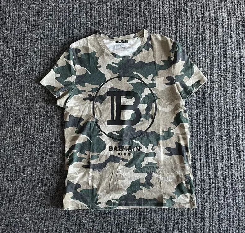 Balmain Balmain Camo Short Sleeve Logo T. Size US XL / EU 56 / 4 - 1 Thumbnail