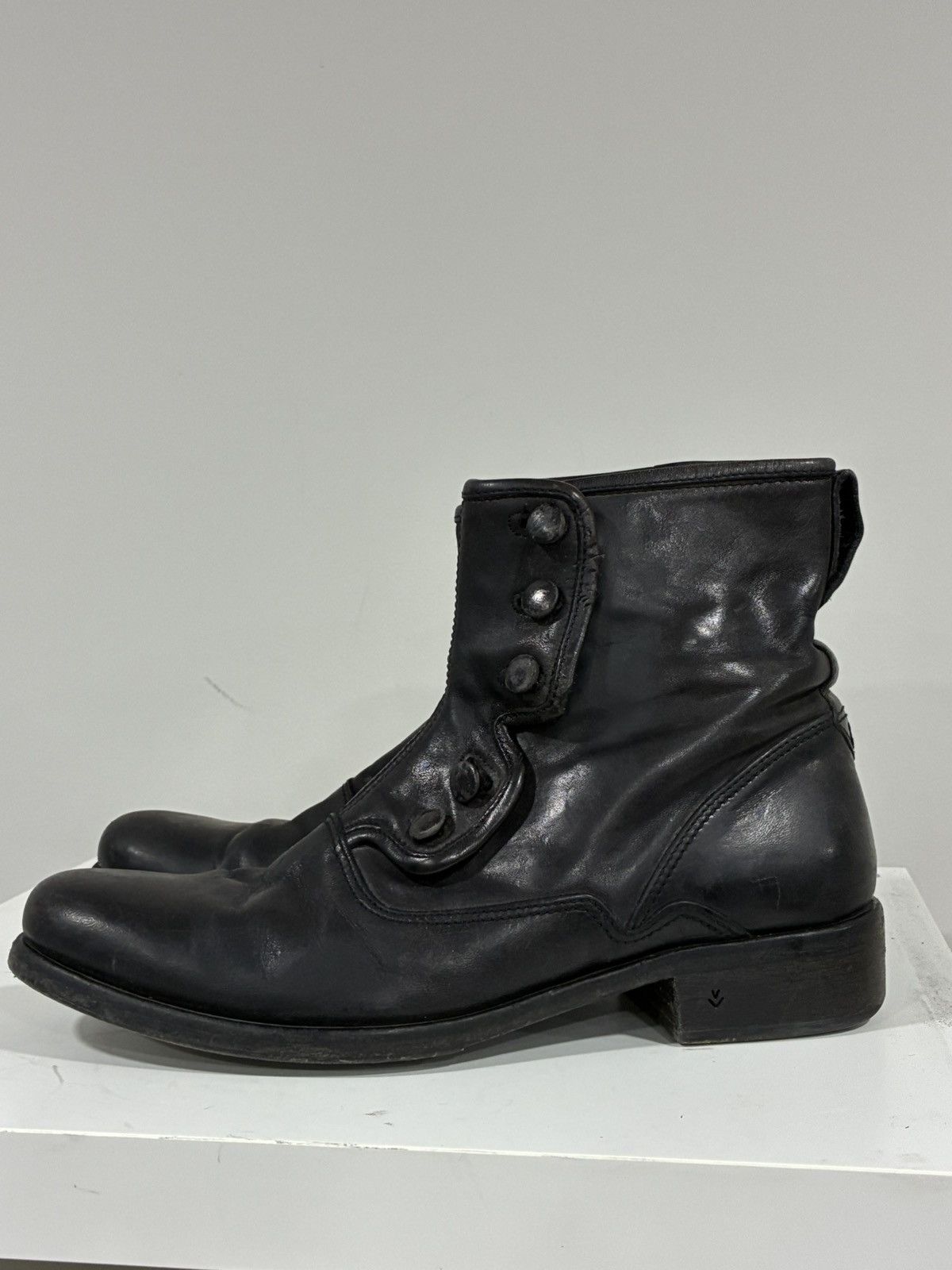 John Varvatos Bowery Button Boot Size US 8 EU 41 Size US 8 / EU 41 - 5 Thumbnail