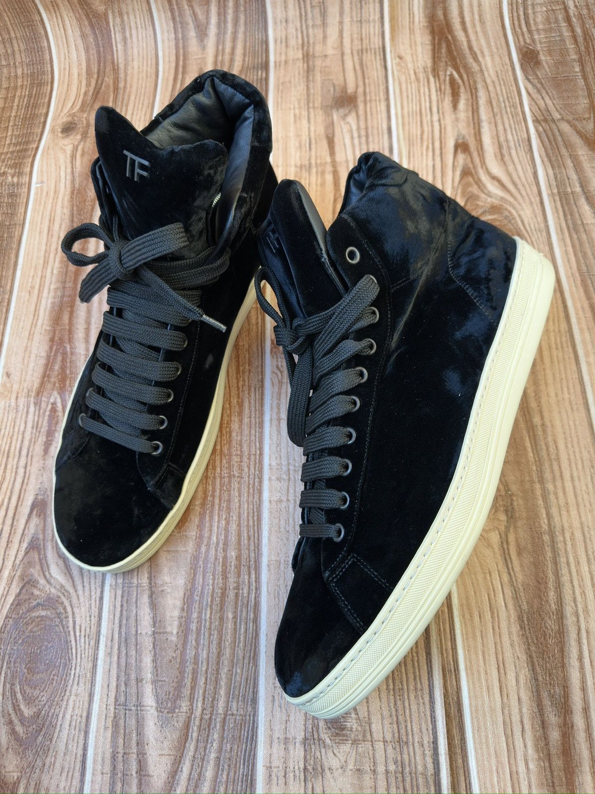 Tom Ford Tom Ford Russel Black Velvet Hi Top Sneaker Size US 12.5 / EU 45-46 - 13 Thumbnail