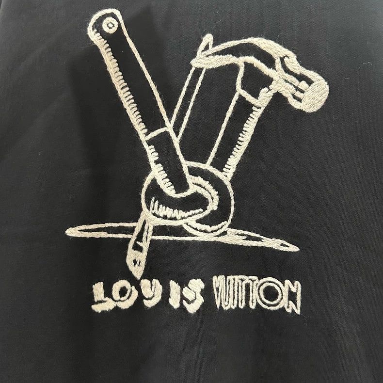 Louis Vuitton Louis Vuitton Tool Hammer Embroidered Sweatshirt Size US S / EU 44-46 / 1 - 3 Thumbnail