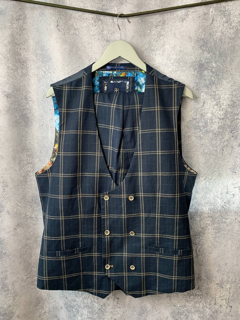 Designer House of Cavani Vest + Pants Suit Size 48R - 3 Thumbnail