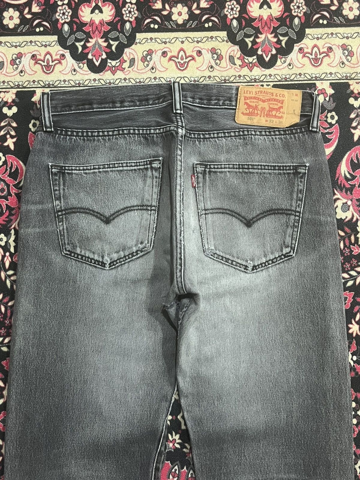 Levi's Vintage Y2K 501 Grey Washed Buttonfly Straight Leg Jeans Size US 32 / EU 48 - 9 Thumbnail