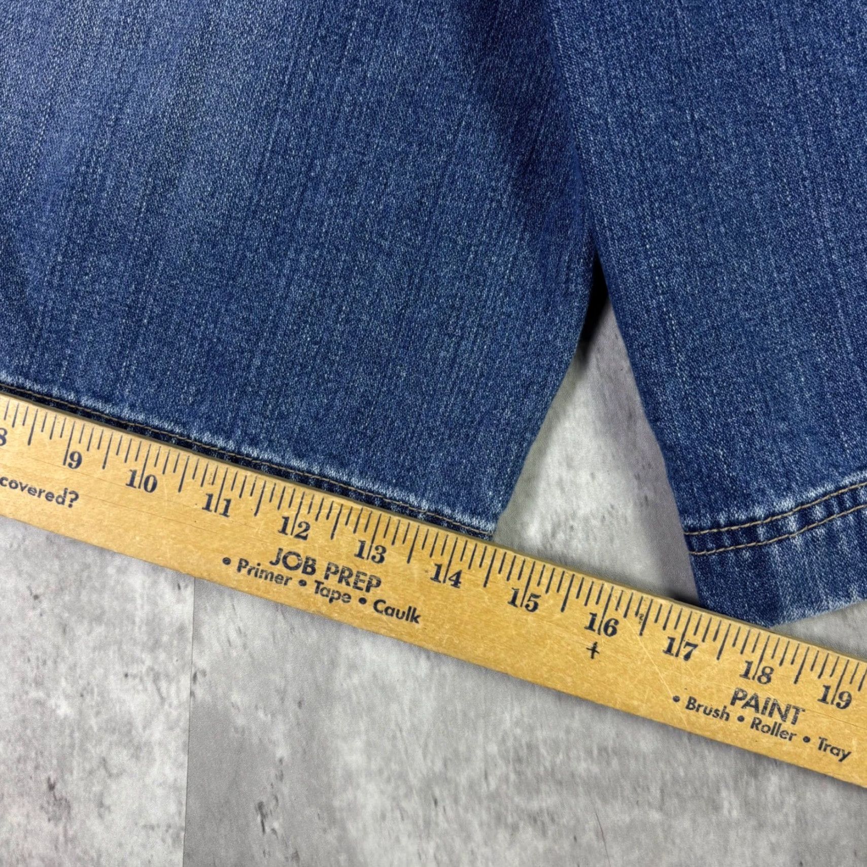 Vintage VINTAGE Mecca Bermuda Shorts Denim Blue 34 Mens High Rise 5-Pocket Relaxed Button Fly Baggy Streetwear Grunge" Size US 34 / EU 50 - 5 Thumbnail