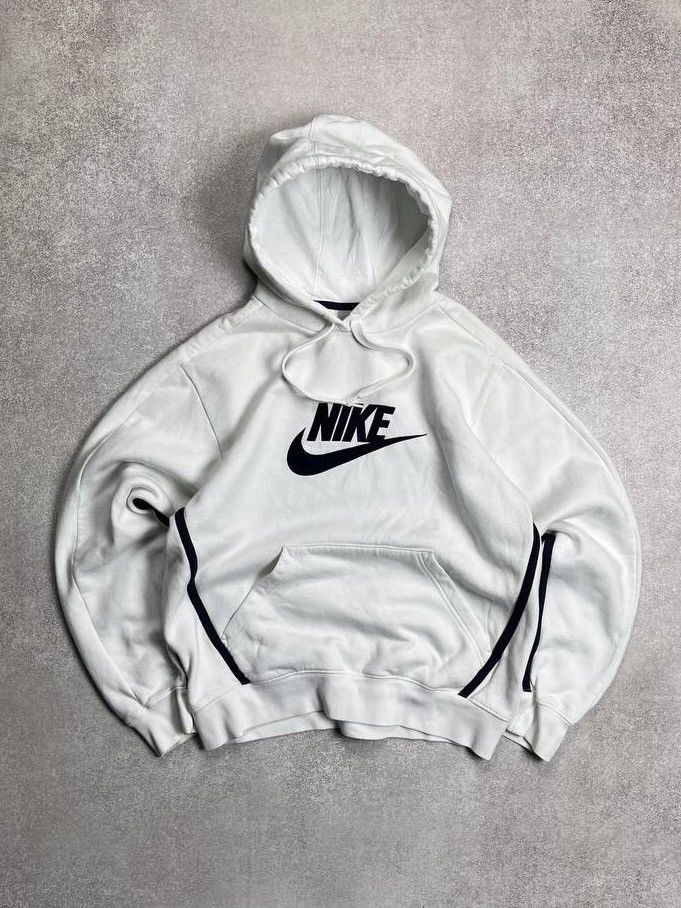 Nike × Vintage Vintage Nike Big Swoosh Boxy Hoodie Y2K S Size US S / EU 44-46 / 1 - 1 Thumbnail