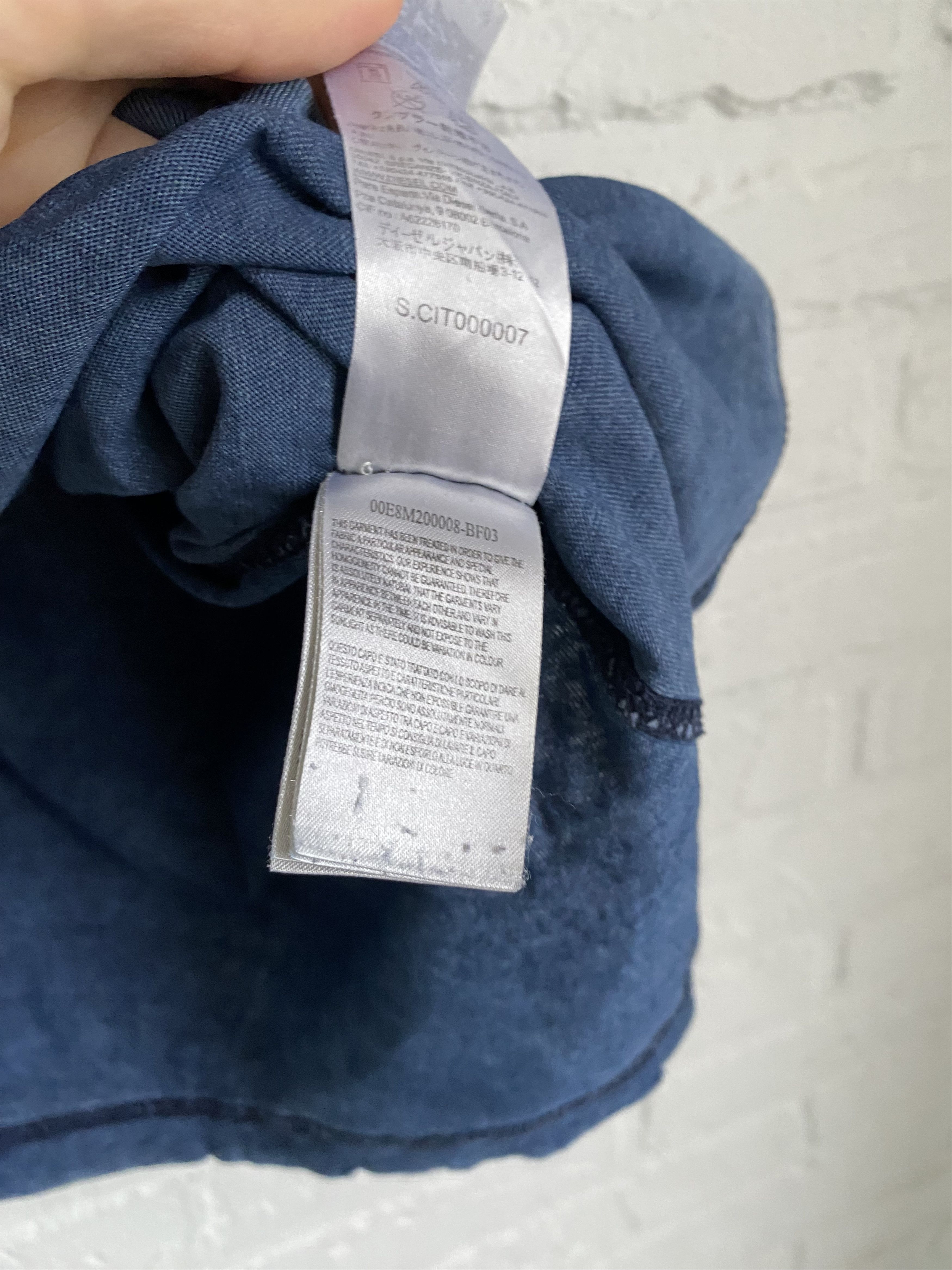 Diesel Vintage y2k Diesel working class distressed t-shirt Size US L / EU 52-54 / 3 - 7 Thumbnail
