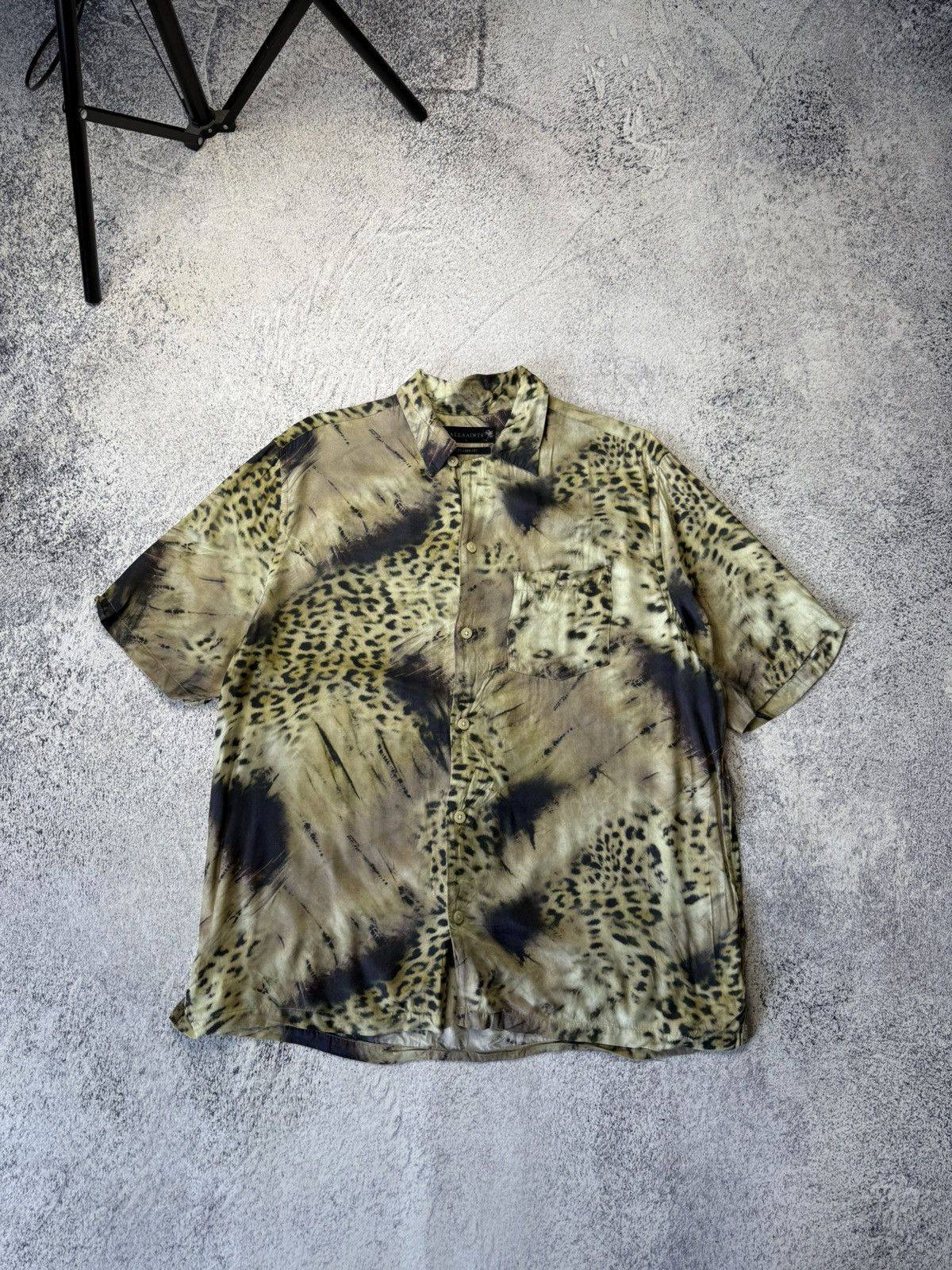 Allsaints Designer Allsaints AWA Leopard Hawaii crazy oversize shirt Size US L / EU 52-54 / 3 - 1 Thumbnail