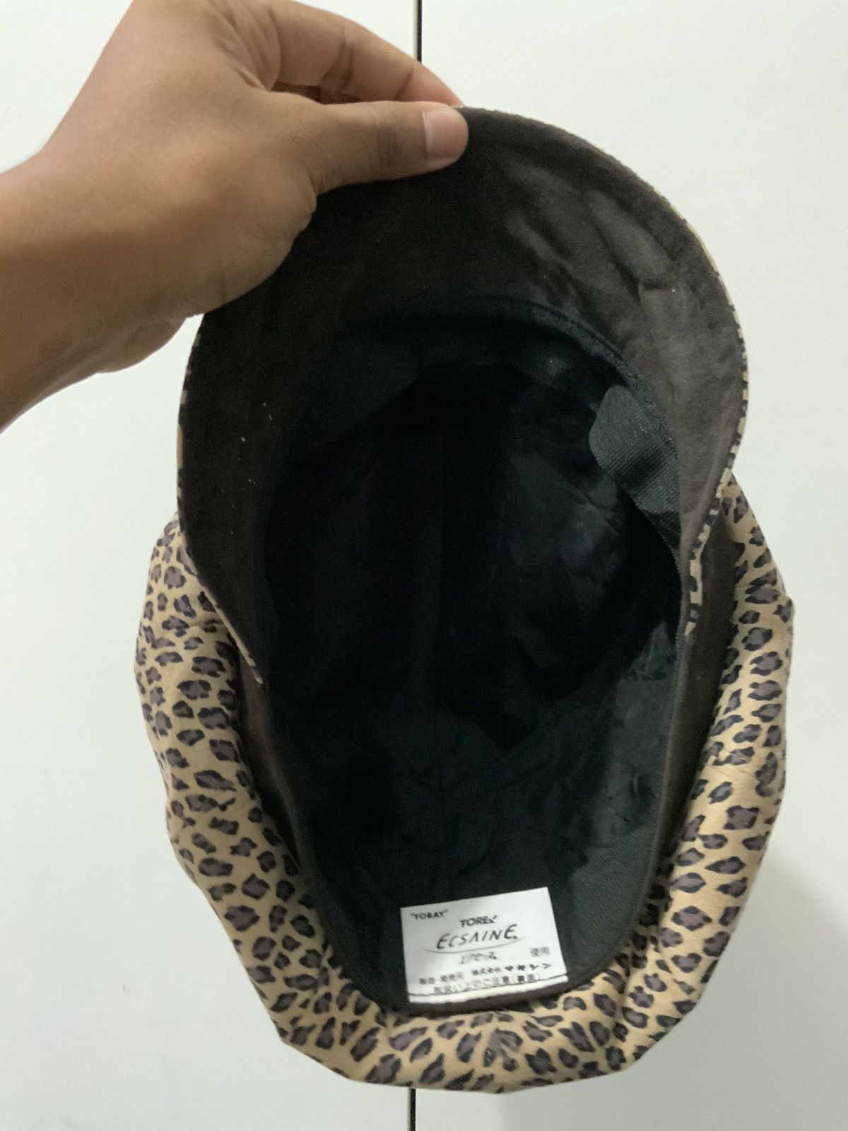 Hat Club Toray Ecsaine Leopard Japan Made Hat Size ONE SIZE - 7 Thumbnail
