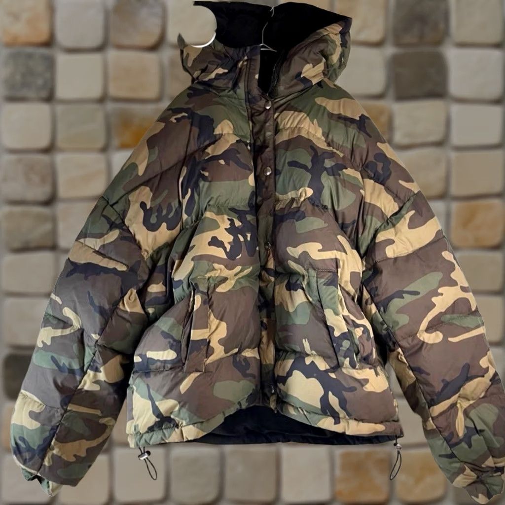 Vintage jouetie Down Jacket M Nylon KHK Camouflage khaki Mens Adults Camouflage Jacket Size M / US 6-8 / IT 42-44 - 1 Thumbnail