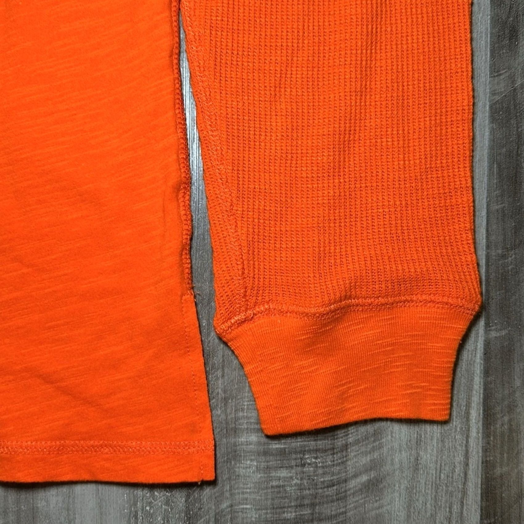 NFL VINTAGE Denver Broncos NFL Long Sleeve Tee Hoodie Mens Medium Orange Cotton Pullover Hoodie, Men, M, Orange, 90s/Concert? Size US M / EU 48-50 / 2 - 4 Thumbnail