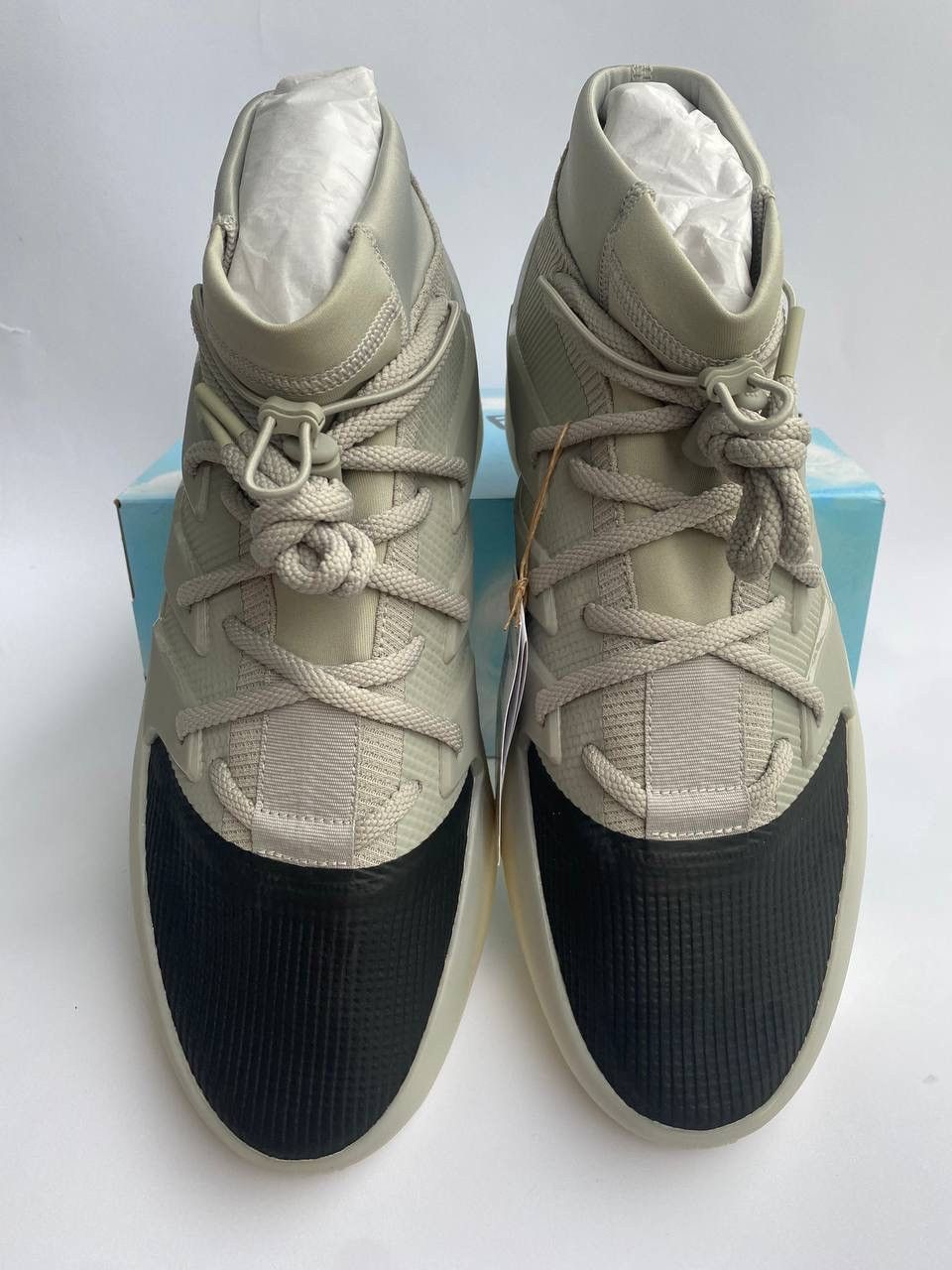 Adidas × Fear of God adidas Fear of God Athletics One Carbon Sesame size 13 Size US 13 / EU 46 - 3 Thumbnail