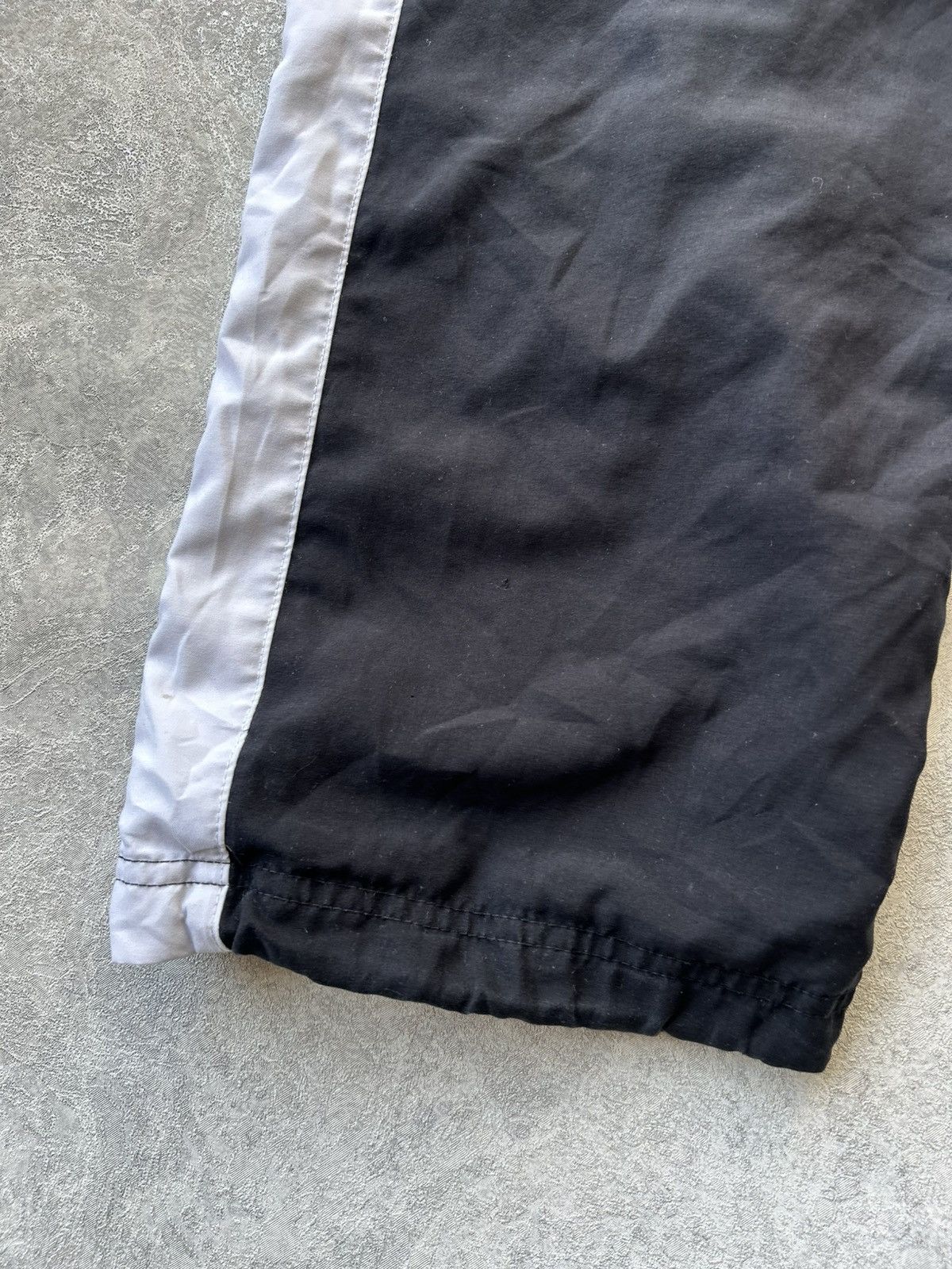 Nike Vintage 00s Nike Y2K Drill Baggy Parachute Track Pants Size US 32 / EU 48 - 10 Thumbnail