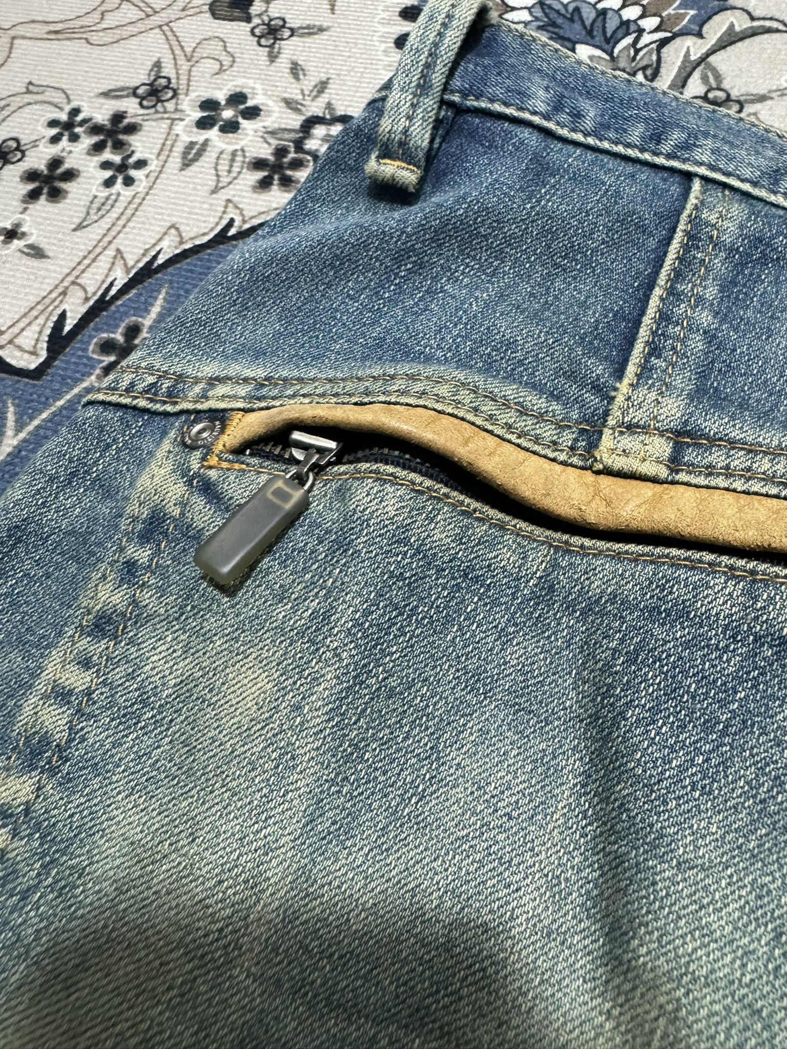 Designer × Maurizio Baldassari Vintage Y2K Maurizio Baldassari Distressed Baggy Jeans Size US 34 / EU 50 - 11 Thumbnail