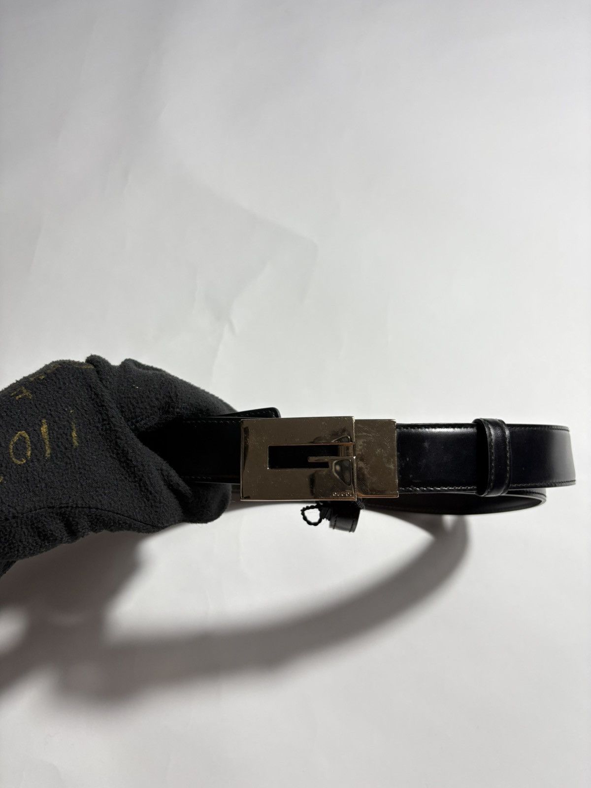 Gucci VINTAGE GUCCI-TOM FORD BLOCK G BLACK LEATHER BELT Size 42 - 1 Thumbnail