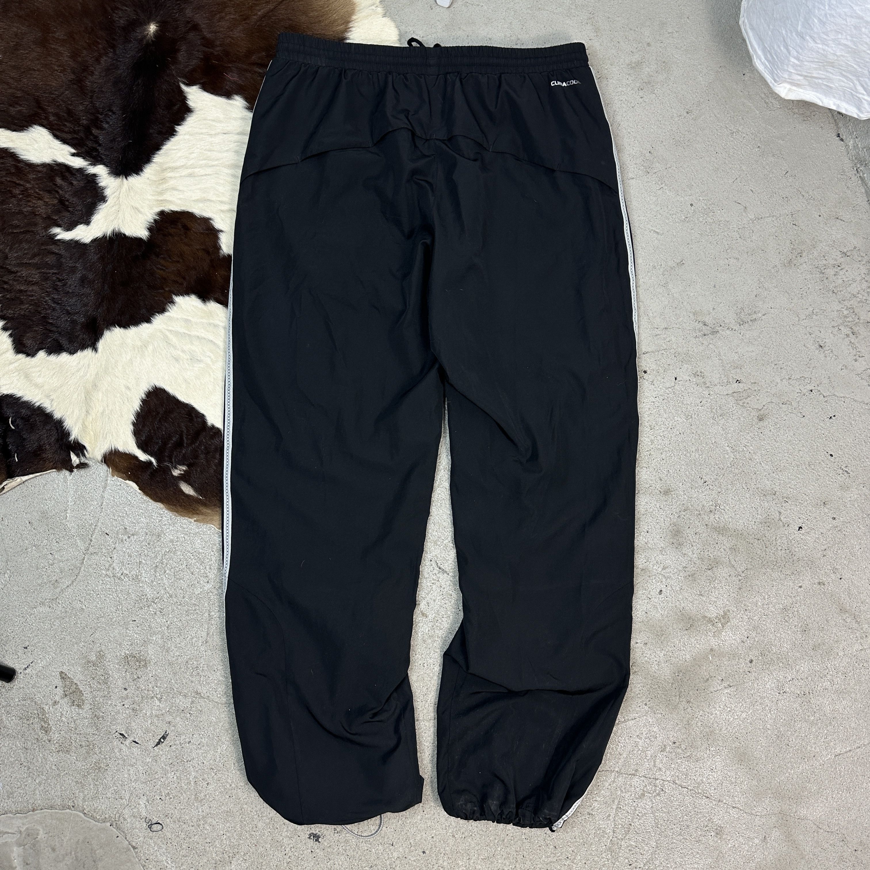 Adidas × Vintage Vintage Sportswear Y2K Archival Adidas Baggy Sweatpants Size US 34 / EU 50 - 5 Thumbnail