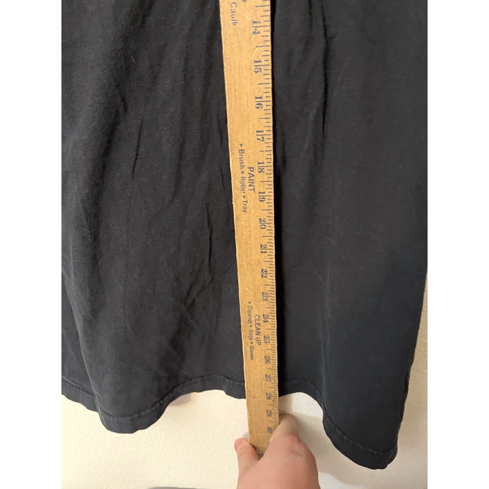 Nike Nike Tee Adult XL Black Short Sleeve Crewneck T-shirt Logo Dri-FIT Nike Mens Regular Fit Capable of Logo Size US XL / EU 56 / 4 - 4 Thumbnail