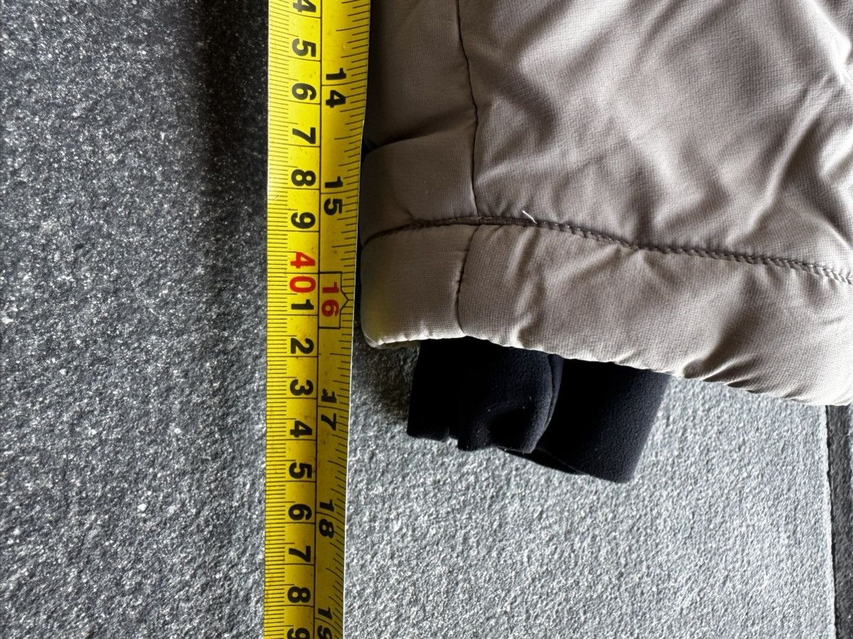 Aritzia CRAZY ARITZIA SUPERPUFF ORIGINAL DOWN JACKET Size US M / EU 48-50 / 2 - 10 Thumbnail