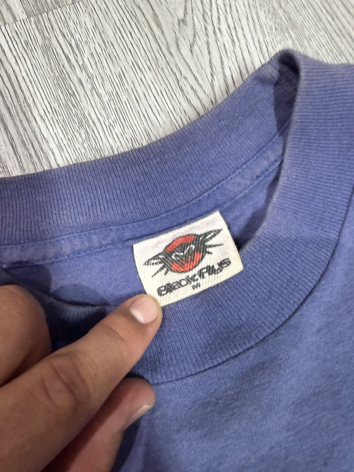 Japanese Brand 90’s BLACK FLYS DANCERS RULE WOMAN LOGO RETRO VINTAGE TSHIRT Size US M / EU 48-50 / 2 - 9 Thumbnail