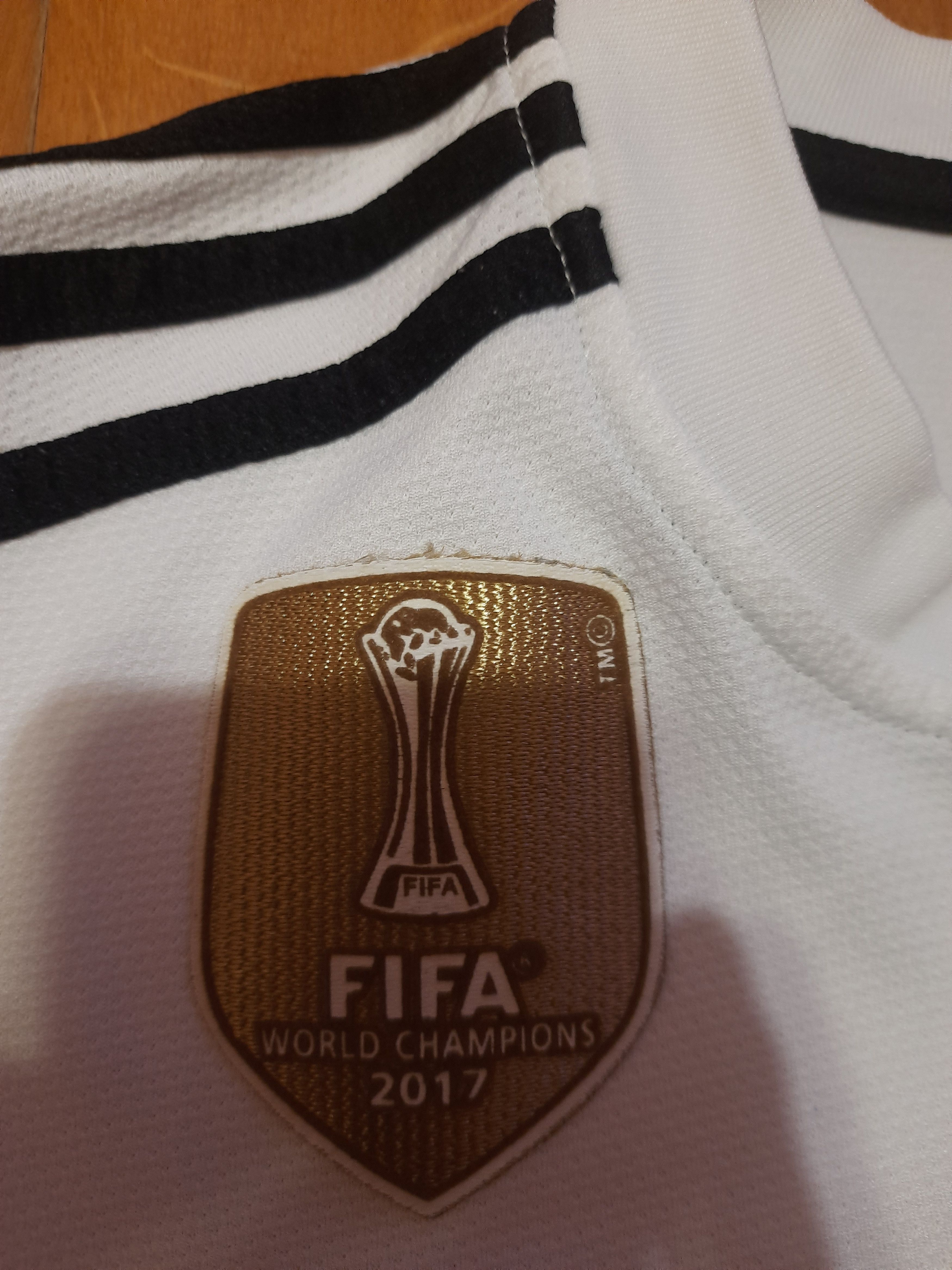 Other Real Madrid 2017 season Y2k Football Soccer Jersey Size US L / EU 52-54 / 3 - 3 Thumbnail