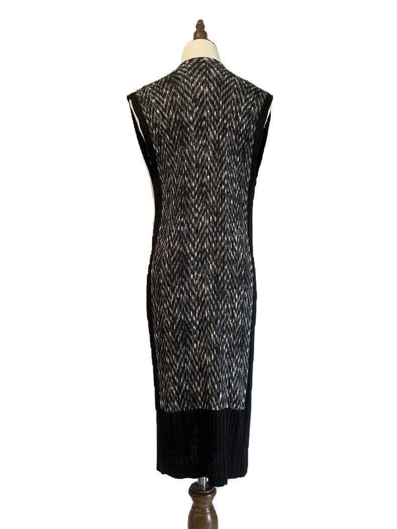 Issey Miyake Issey Miyake A black and grey main line herringbone dress Size M / US 6-8 / IT 42-44 - 3 Thumbnail