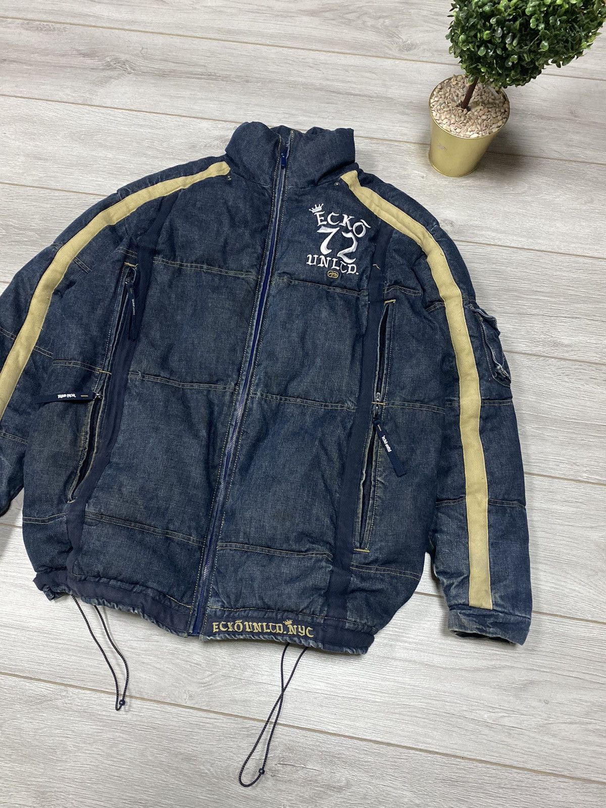 Ecko Unltd. Ecko Unltd Y2K vintage denim puffer down jacket size L Size US L / EU 52-54 / 3 - 7 Thumbnail